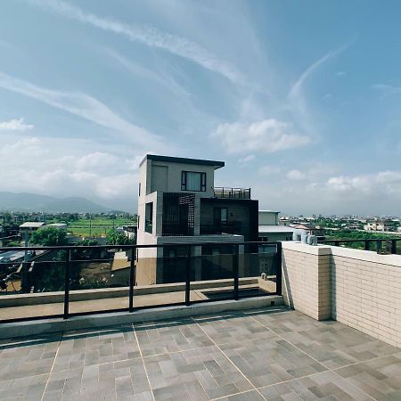 Buluba - Tiao Wang Bed & Breakfast Viên Sơn Ngoại thất bức ảnh