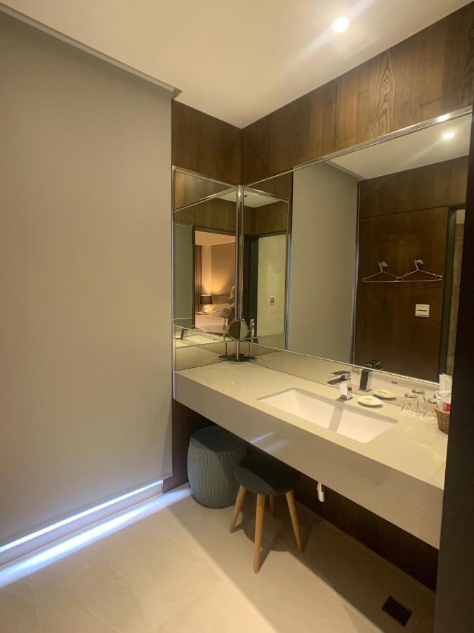 Buluba - Tiao Wang Bed & Breakfast Viên Sơn Ngoại thất bức ảnh