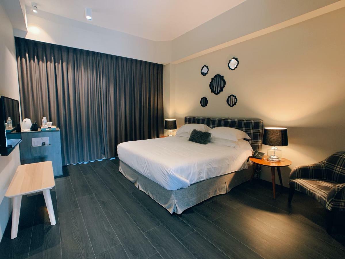 Buluba - Tiao Wang Bed & Breakfast Viên Sơn Ngoại thất bức ảnh